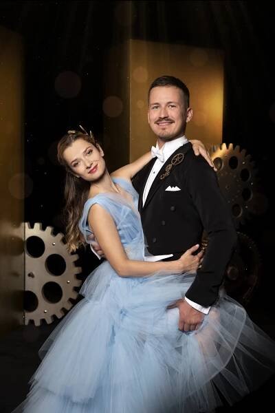 FOTO: Marika Šoposká a Robin Ondráček. – stránka 80