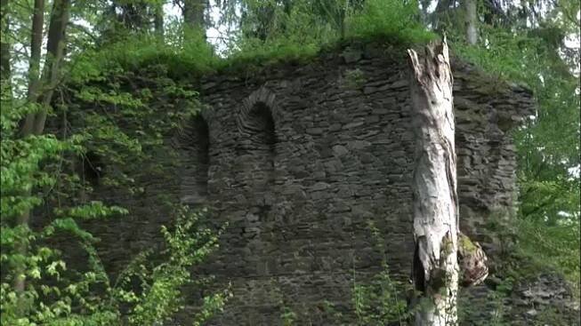 Karlův Hrádek a kaple sv. Rozálie