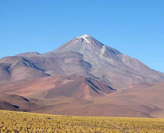 Soubor:Llullaillaco del este (26535509125).jpg
