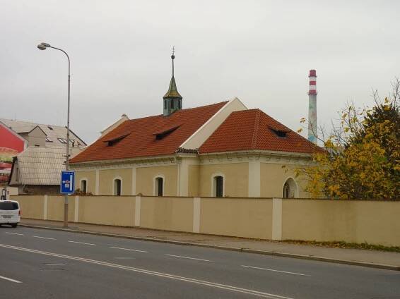 Fotografie - Kolín - ulice U Křižovatky/kostel sv. Jana Křtitele - 01.11.2022