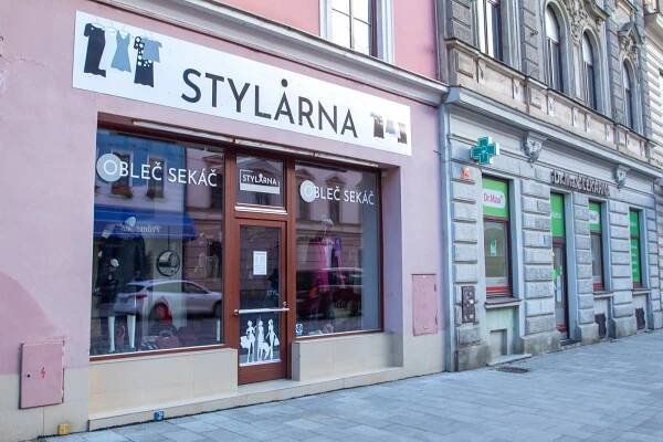 Oblečení známých značek za zlomek původní ceny? Navštivte Stylárnu, ve které si zaručeně vyberete - OLOMOUC.CZ