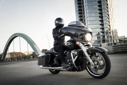 2020 Harley-Davidson Street Glide [Specs & Info]