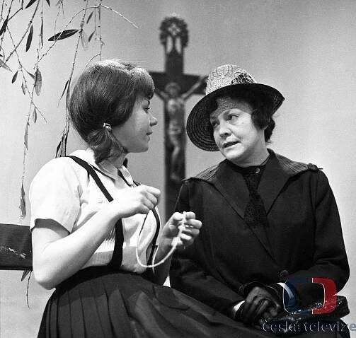 Věra Lukášová - Z filmu - Klára Jerneková, Blanka Waleská