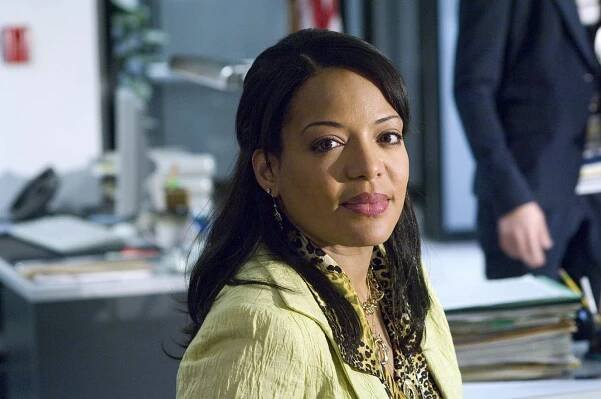 Dexter - Season 2 - Ono to žije - Z filmu - Luna Lauren Velez