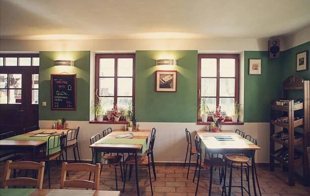 Cafe-Pizza Pod Kostelem