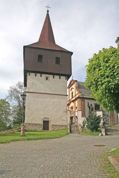 Soubor:Hronov - Zvonice.jpg – Wikipedie