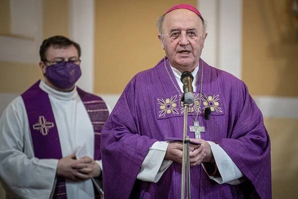 Arcibiskup Graubner: S věřícími v Olomouci se rozloučím v katedrále