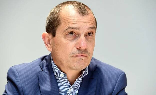Firmy Věslava Michalika sponzorovaly STAN. Rizikovost příspěvku mohou zvýšit ‚kyperské‘ půjčky, míní expert