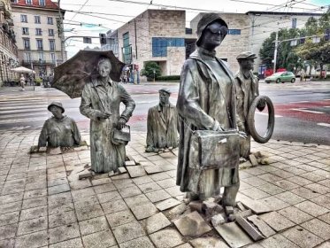 Pomnik Anonimowego Przechodnia, Vratislav