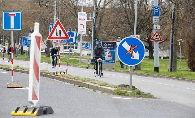 Komplikace pro pardubickou dopravu. Centrum města v sobotu zaplní sportovci