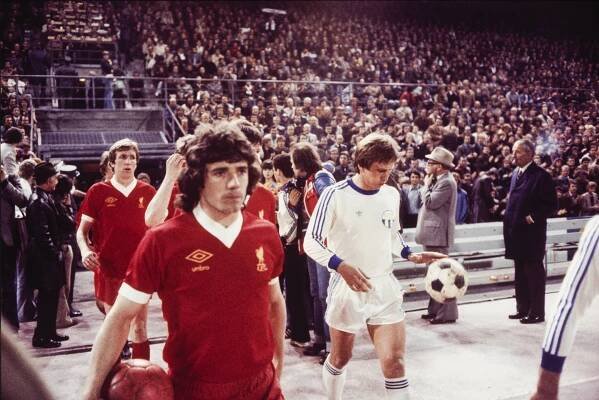 Soubor:FC Zürich against Liverpool - Kevin Keegan.jpg – Wikipedie