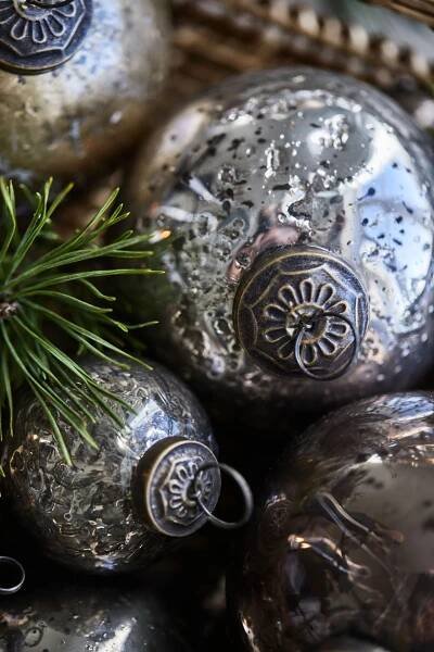 Vánoční baňka Pebbled Silver Look - set 8 ks