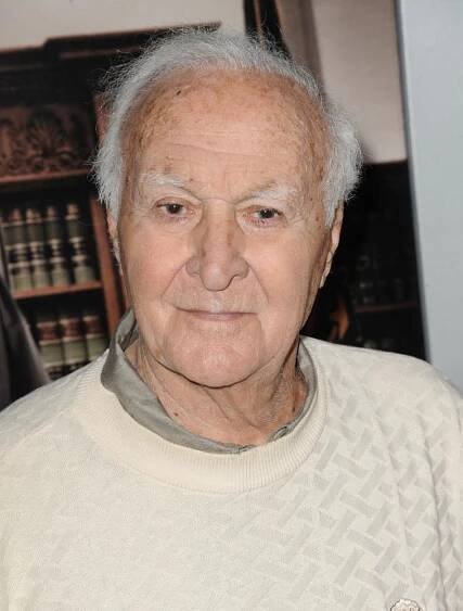 Robert Loggia - Actor