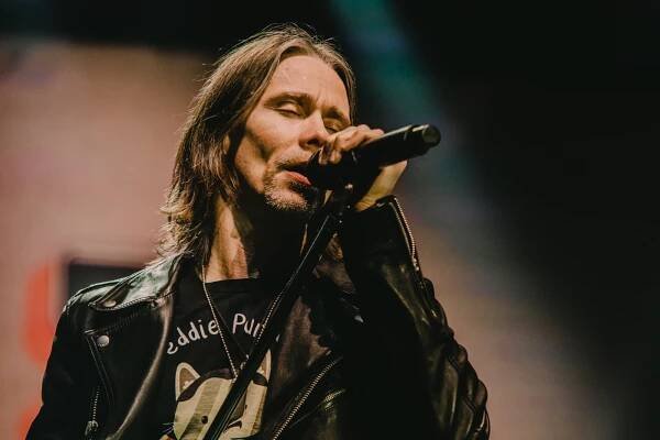 Slash feat. Myles Kennedy and The Conspirators - 18. 4. 2024, Brno, Winning Group Arena | Spark Rock Magazine
