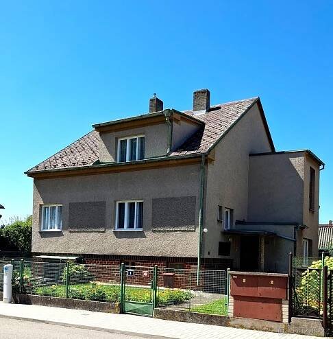Prodej rodinného domu 4+1 se zahradou v Ronově nad Doubravou - Chrudim