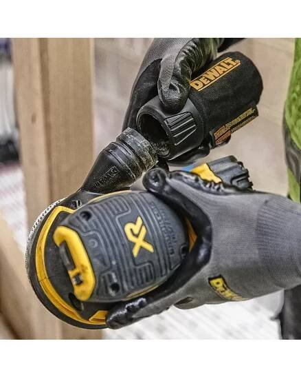 Aku bruska excentrická Dewalt DCW210N 18V solo 125mm : Dewalt-eshop.cz