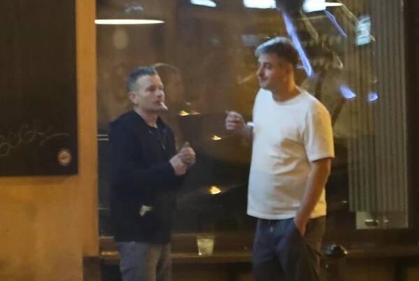 Fešák Igor Orozovič: Nahota v trávě a pravda o tajemné přítelkyni!