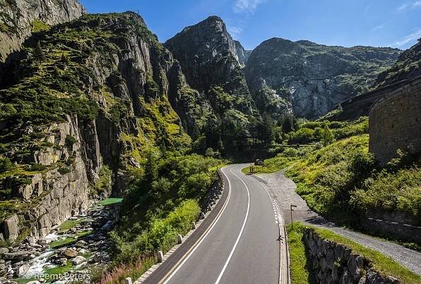Doprava autem | Zájezdy do Itálie – Silvi Marina, Italské Dolomity | Cestovní agentura Macrinum.CZ s.r.o.