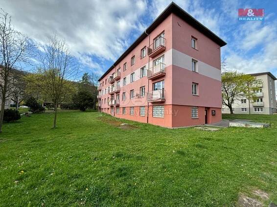 Pronájem Byt 2+1, Bratří Čapků, Ústí nad Labem - Bukov