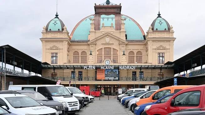 Budova plzeňského nádraží se otevírá po rekonstrukci, jako nová je zvenku i zevnitř