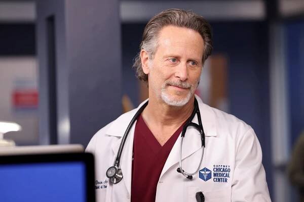 Nemocnice Chicago Med - Série 7 - Just as a Snake Sheds Its Skin - Z filmu - Steven Weber
