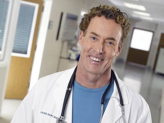 Hvězda seriálu Scrubs: Doktůrci odešla ze světa herectví: John C. McGinley věnoval svůj život synovi s Downovým syndromem - Expres FM