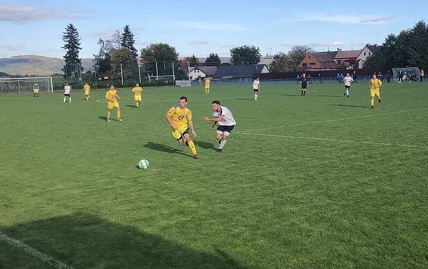 FOTO A VIDEO Derby I. A třídy ovládly Troubelice, přestože favorit z Paseky vedl