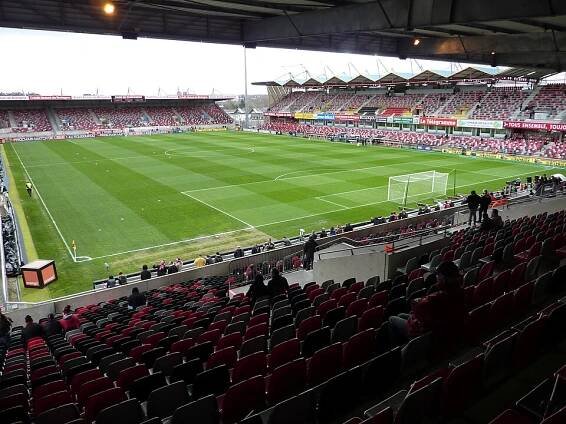 Blick in das Stade de Roudourou in Guingamp