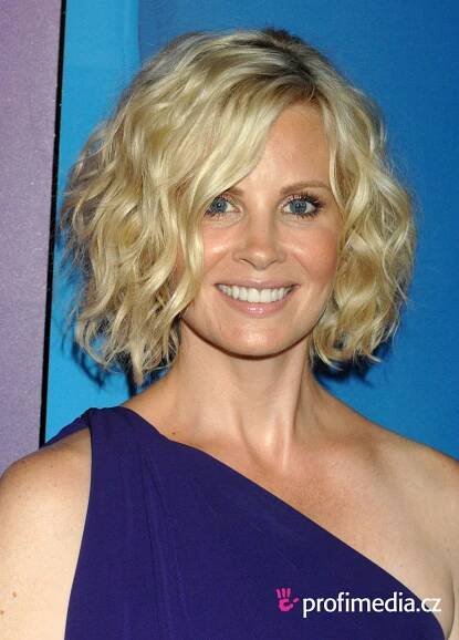 Monica Potter - celebrity účes - HappyHair