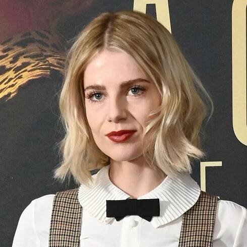 I Used to Hate This Skirt Trend, But Lucy Boynton's Cute Outfit Made Me Do a 180