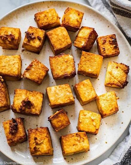 vegan crispy tofu cubes that has been fried in an air fryer