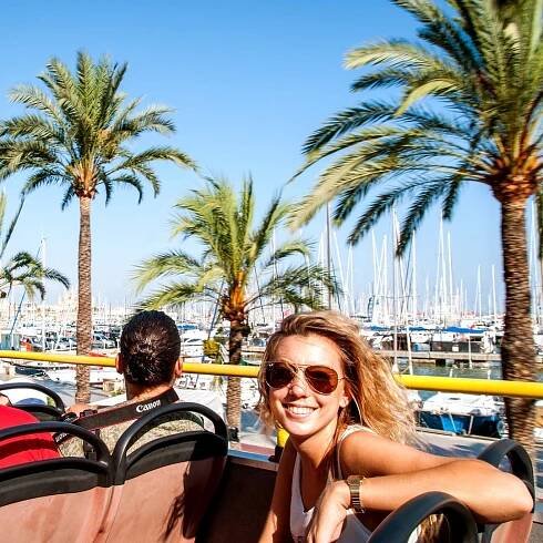 Palma de Mallorca: Prohlídka města autobusem Hop-On Hop-Off | GetYourGuide