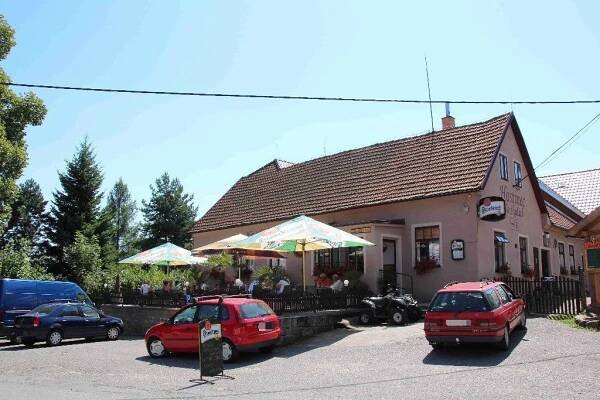 Ubytovací Hostinec Na Skalách - sportovní zařízení - Budislav - Východní-Čechy.info - oficiální turistický portál Pardubického