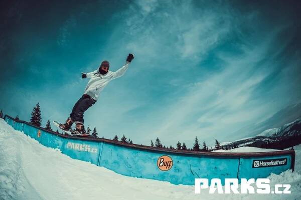 Galerie 2018 - návrhy snowparků a výroba snowboardových překážek