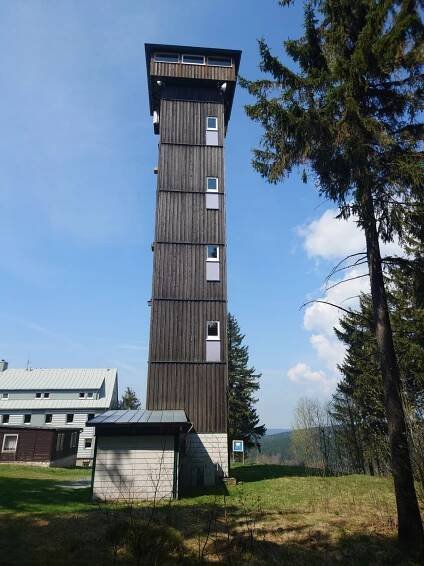 Nojby - výlet Jelen a Kamenáč - Vrcholovka.cz
