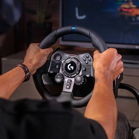 Logitech G923 Driving Force pro PC/PS5/PS4