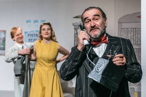 Recenze: Deskový statek – Kulturio.cz