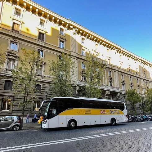 Fiumicino Airport (FCO): Shuttle Bus To/From Roma Termini | GetYourGuide