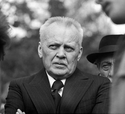 Karel Höger - Nemocnice na kraji města - Hnízdo - Z natáčení
