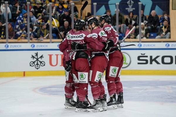 Spengler Cup 2022 živě: semifinále Sparta - Örebro dnes