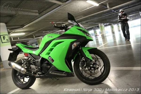 Kawasaki Ninja 300 | Katalog motocyklů a motokatalog na Motorkáři.cz