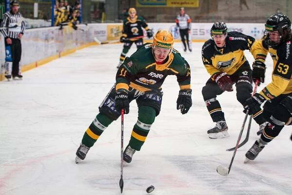 HC Vsetín online - oficiální­ internetové stránky VHK Vsetí­n | Zápas | VHK ROBE Vsetín – HC Baník Sokolov 7:2