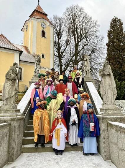 Tříkrálová sbírka 4.1.2025 - Oficiální stránky městys Rokytnice nad Rokytnou