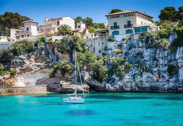 Moonfish Glass Bottom Catamaran, Mallorca - East Mallorca's Most Exciting Boat Trips