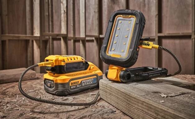 DCL182 DEWALT USB-C NABÍJECÍ PRACOVNÍ SVĚTLO - Dewalt-morava