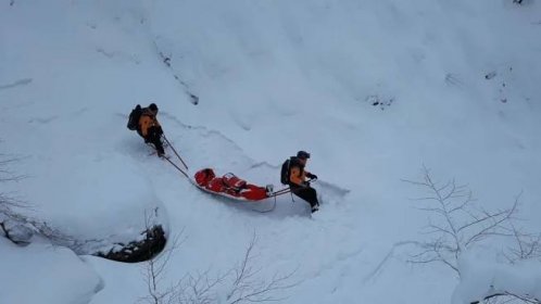 V Tatrách strhla lavina horolezce! Jeden je v kritickém stavu