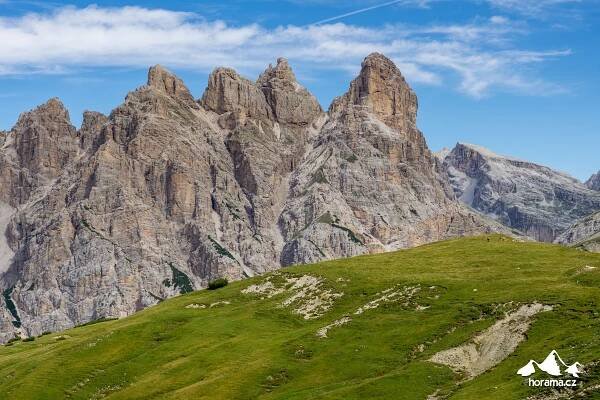 Ikonické dolomitské věže Tre Cime di Lavaredo ze všech světových stran | Horama