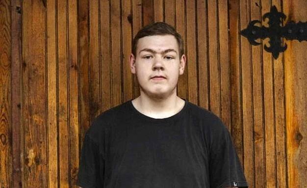 Daniel je dnes 18letý mladík, který musel předčasně dospět.