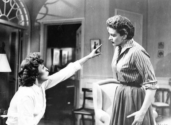Eileen Heckart, Nancy Kelly - The Bad Seed - Z filmu