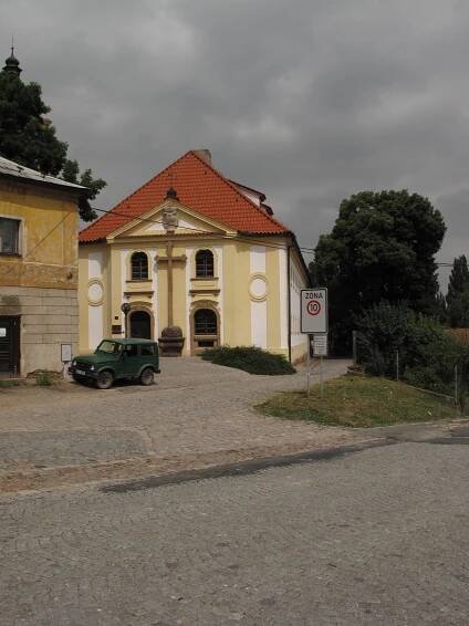 Category:Cobblestone roads in the Czech Republic - Wikimedia Commons